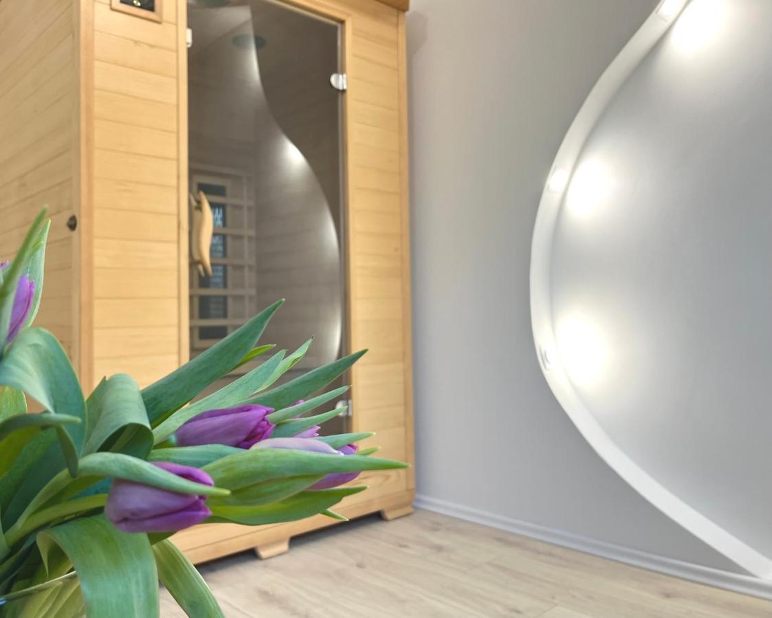 Luxe Apartments Лютомер Экстерьер фото