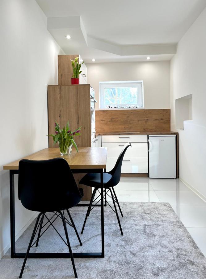 Luxe Apartments Лютомер Экстерьер фото