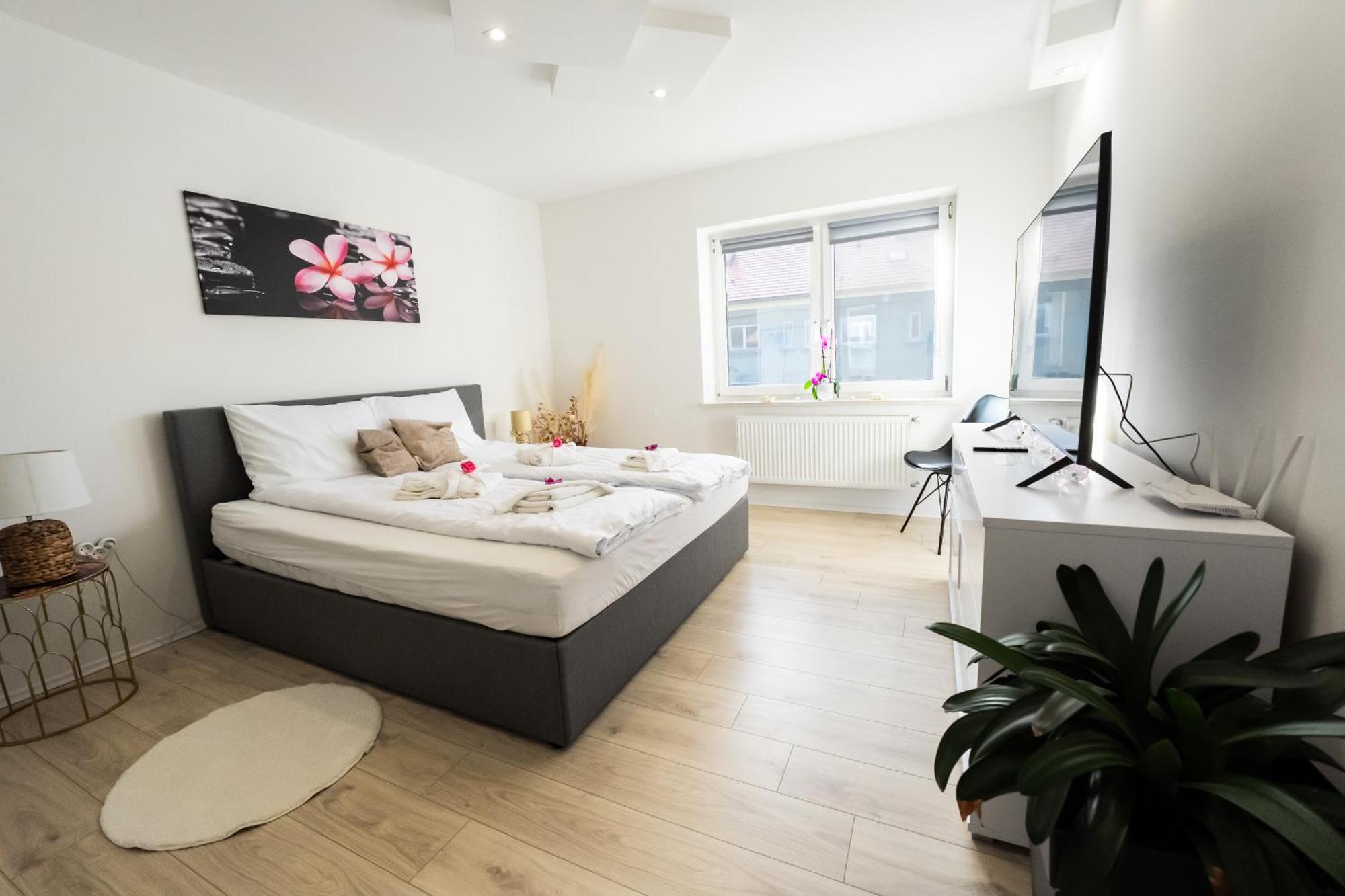 Luxe Apartments Лютомер Экстерьер фото